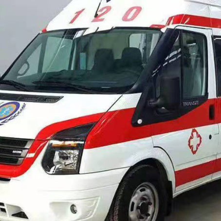 南郊非急救护送病人转院租赁救护车的优缺点对比